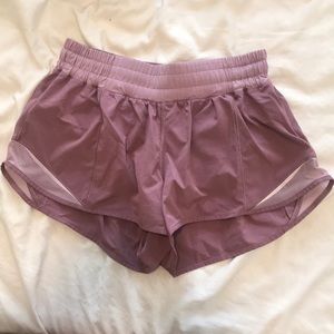Lululemon Hotty Hot Short